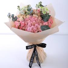 lovely bouquet flower delivery dubai
