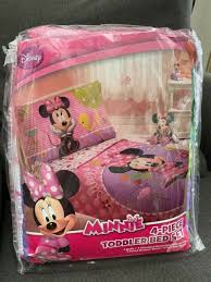 Minnie mouse furniture for bedroom such as bed with sheets to make minnie mouse bedding will be cute. Girls Disney Pink Minnie Mouse 4pc Toddler Bed Set Quilt Sheets Pillowcase For Sale Online Ebay