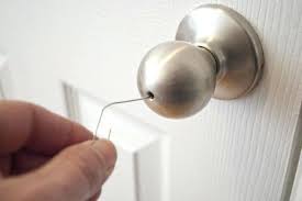 A small or thin screwdriver will work best on interior doors or doors with privacy handles. Ways To Unlock Your Bathroom Door 7mondays Locksmith