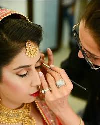 10 makeup artists every bride must