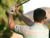 what-glove-do-golfers-wear