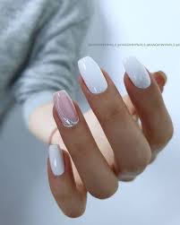 In fact, simple and easy can be nice and relaxing—nail art we love these nails from paintbox because of the pretty contrast between a matte and metallic nail. Pretty Nails Diy Nails Stylish Nails Nails Acrylic Nail Designs