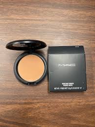 mac bronzing powder in golden beauty