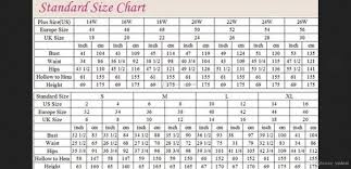 2020 Halter Neck Sexy A Line Sweep Trian Women Prom Dresses Two Pieces Heavy Beadings Long Chiffon Evening Party Dresses With Plunging Back Cheap Camo