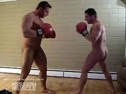 Nude men boxing - ThisVid.com