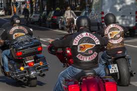 first outlaw motorcycle club
