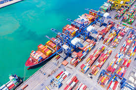 Container shipping: volume growth calms, tariffs remain strong | Article |  ING Think
