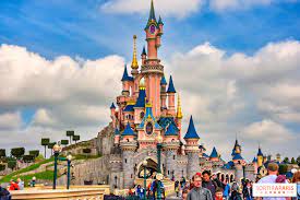 Page officielle de disneyland® paris. Covid Disneyland Paris To Reopen From Mid June Sortiraparis Com