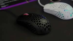 Cooler Master S New Mm710 Is The World S Lightest Gaming Mouse Sorry Finalmouse Pcgamesn