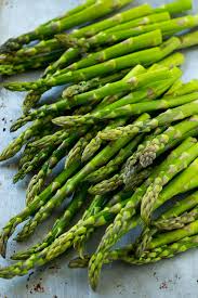 Blanched, grilled, raw, or roasted, it's a delicious spring side dish or fresh ingredient. Grilled Asparagus In Foil Dinner At The Zoo