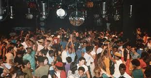 Video clips(mostly stationary shots) of the near westside,meat packing district,lake street el(green from the dj mag 'history of house' supplement in 1993, this top 100 from chicago's legendary warehouse still looks pretty solid, despite the. The History Of House Music Starts In Chicago 6am
