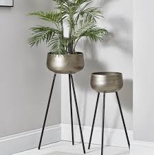 Hartleys deep tall modern plant pot with stands set modern freestanding planter. 30 Best Indoor Plant Stands For Displaying Your Plants In 2021