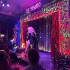 lips drag queen show palace restaurant