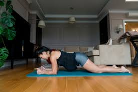 is it safe to do planks while pregnant
