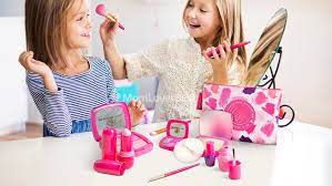 7 best makeup sets for kids of 2023
