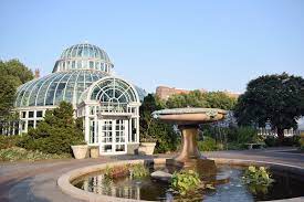 brooklyn botanic garden in new york