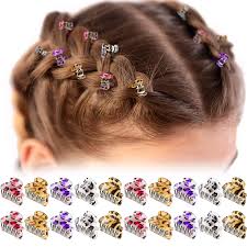 The hair clips features a unique teeth along the edges design to automatically adjust to any amount of hair without leaving a dent. Amazon Com 20 Pieces Mini Hair Claw Clips For Girls 0 9 Inch Leopard Print Small Hair Clips Hair Claw Pins Clamps Non Slip Jaw Clips Vintage Hair Accessories 5 Colors Beauty