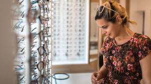 Eye exams are available by an independent doctor of optometry located adjacent to the vision center. Walmart Optical Services Products Pros Cons