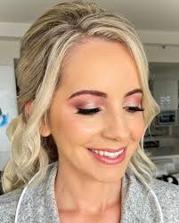 mother of the bride makeup styles you