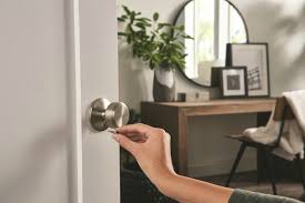 How to pick a doorknob lock at best, it's a hassle to be locked out of a room or a house, whether you accidentally locked the doorknob, forgot your key or some other sequence of unfortunate events left you without access to a room or even to your entire home or other structure. Your Inside Guide To Choosing Locks For Doors