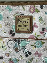 2020 disney dooney bourke minnie