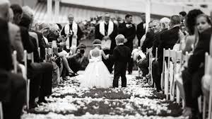A timeless classic that everyone will recognize, canon in d is a beautiful (and one of the most popular!) bride entrance song to play as you make your way down the aisle. Top 10 Wedding Processional Songs Zola Expert Wedding Advice