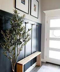 30 Entryway Wall Ideas For A Great