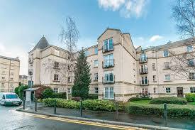 2 bed flat for huntingdon place