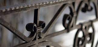 prevent wrought iron from rusting