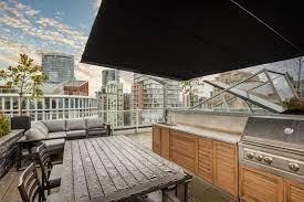 Private Rooftop Patio