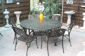Round Cast Aluminium Table And 6 Chairs
