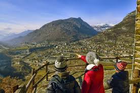 Hotels from budget to luxury. Saint Vincent And Chatillon Symbolic Villages Of Aosta Valley E Borghi