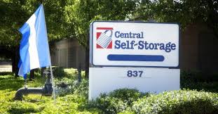 central self storage east travis