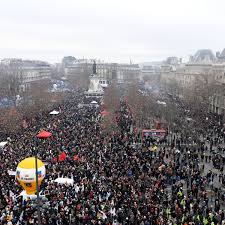 pourquoi les grandes manifestations se