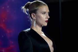 Scarlett Johansson defends comments on ...