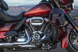 2018 cvo limited colors 2024