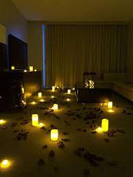 the romantic hotel room decoration with