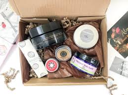 the natural beauty box review march