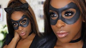 diy y catwoman halloween makeup
