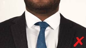 pair tie knots with shirt collars