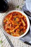 What do you eat with tteokbokki?