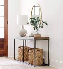 decorating with wicker baskets