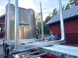 Puutavarapankoissa ja päällirakenteissa astutaan uuteen aikaan, kun Terminator XXL -pankot ja TimberMaxx -apurunkopaketit tarjotaan kokonaan kuumasinkattuna. Lue koko artikkeli: https://www.ammattilehti.fi/uutiset.html?239623