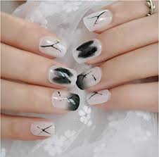 Tante idee e le foto per realizzare le. Srtyh False Nail 24pieces Set Of Short Milky White Transparent And Ink Color Ladies Wear Nail Art Acrylic Fake Nails Daily Amazon Co Uk Beauty
