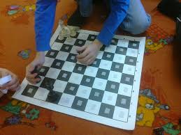 Del ajedrez dicen que es el rey de los juegos, y al menos por antigüedad, pocos pueden discutirlo. Https Ec Europa Eu Programmes Erasmus Plus Project Result Content 136c903c 97bd 4750 Ba5f 7f420366e0bf Castell C5 Af Champs Pdf