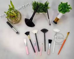 cosmetic makeup brush set at rs 25