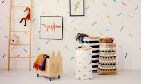 Decorate Your Walls With Washi Tape