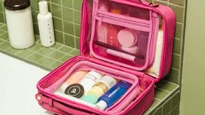 travel makeup bags and cosmetic cases
