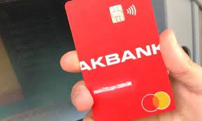 Banka, ihtiyaç kredisi vermeden önce sizinle ilgili şu noktaları inceler: Akbank Banka Karti Ve Kredi Karti Olanlar Kart Ile Harcama Yapamayacaklar Mi