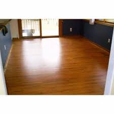 smooth laminated wooden flooringo